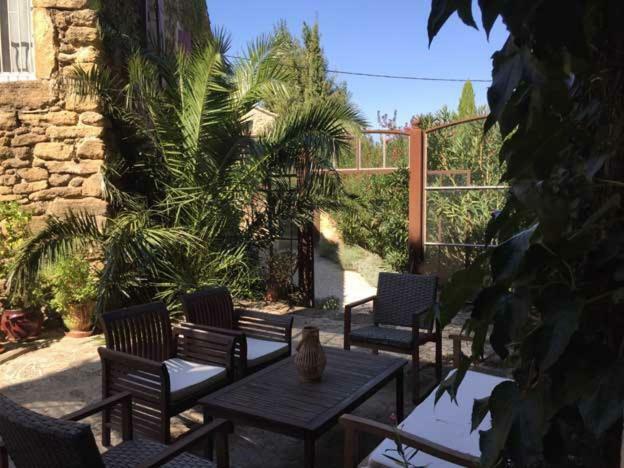 Les Aiguieres En Provence Bed & Breakfast Suze-la-Rousse Exterior foto